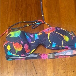 PINK Victoria's Secret Multicolor Floral Bikini Top